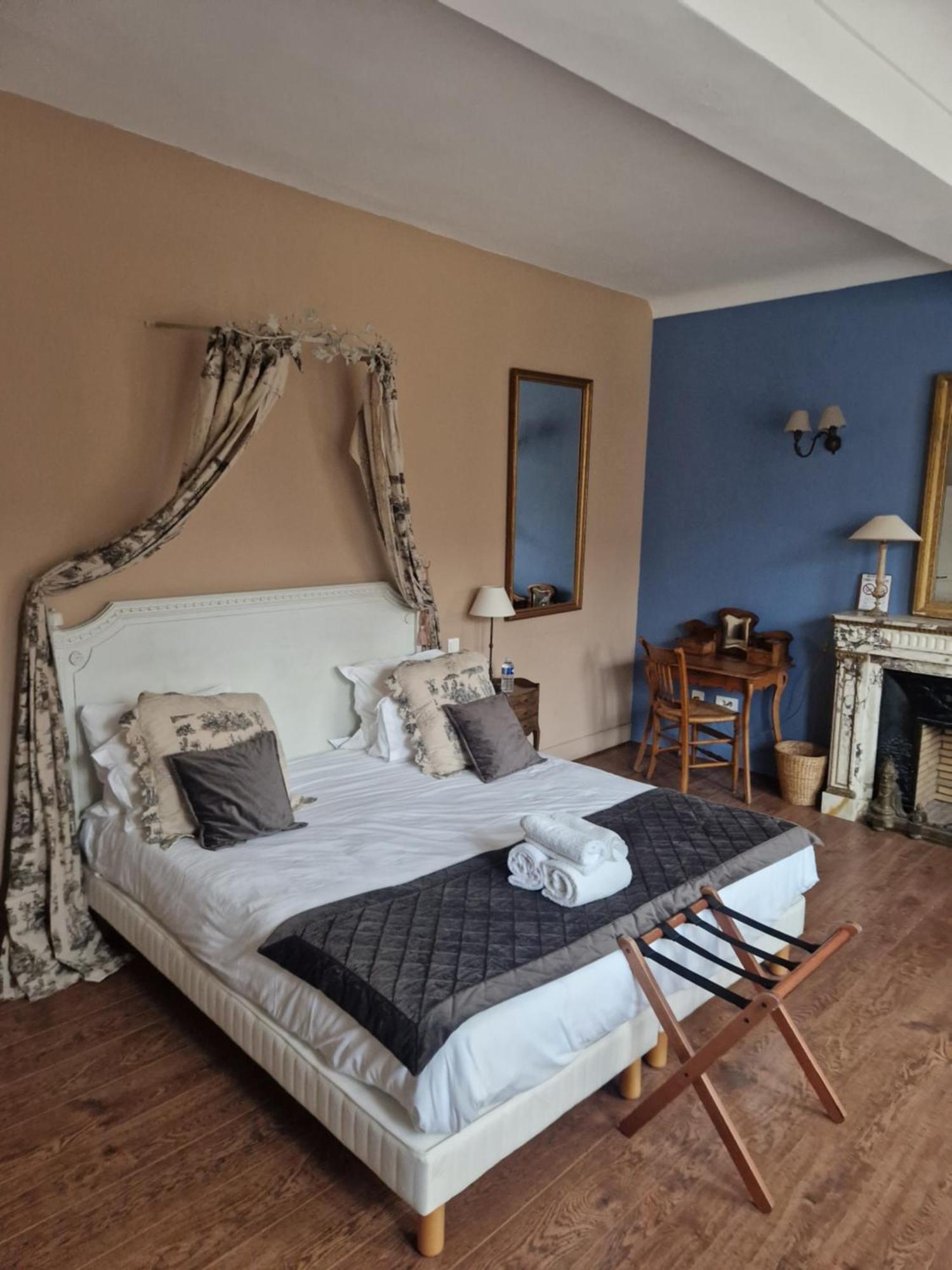 La Bastide Du Bois Breant Hotel Maubec  Ngoại thất bức ảnh